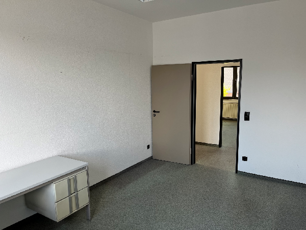 Büro IV (2)